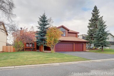 Beautifully kept front and back yard