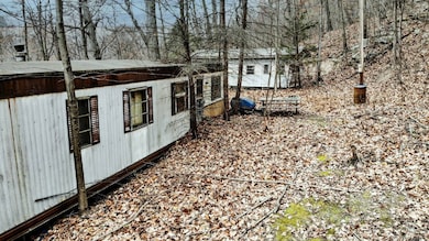 19097 Heavner Ln, Orbisonia, PA 17243 - photo 3