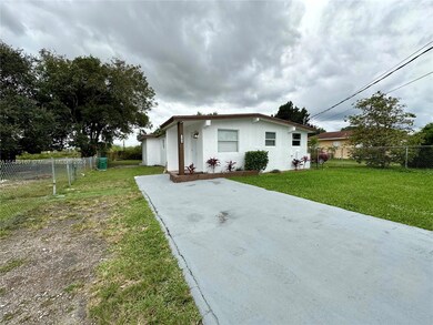 11470 SW 215th St, Miami, FL 33189 - photo 3