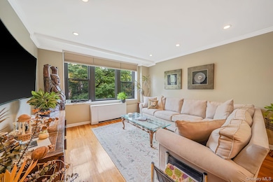 Kennedy Street Quad unit 2B, Bayside, NY 11360 - photo 4