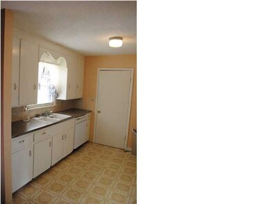 New dishwasher, interior paint, newer carpet, blin