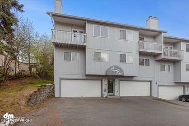 02-Front Exterior_IMG_3716