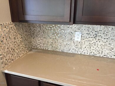 KITCHEN BACKSPLASH