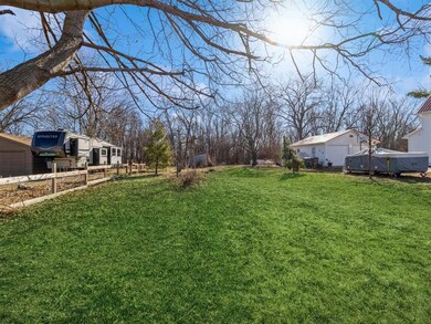 415 Jefferson St, Carlisle, IA 50047 - photo 2