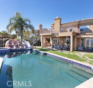 Fun fun Fun in the pool day and night. Private no back neigbors and hedges block side neighbors