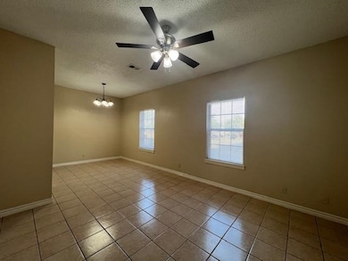 1001 E Travis St unit 7, Laredo, TX 78040 - photo 4