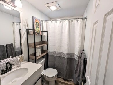 61040 S Queens Dr. 22