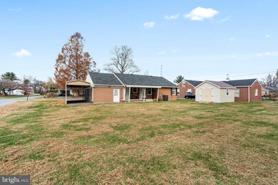 10903 Allen Ave, Hagerstown, MD 21740 - photo 2