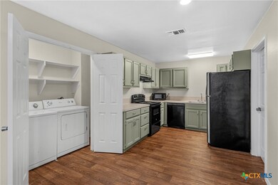 1011 kitchen with laundry closet