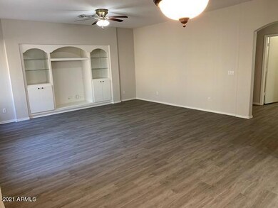 442 W El Freda Rd, Tempe, AZ 85284 - photo 4