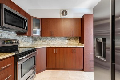 15 Marseilles unit 1E, San Juan, Puerto Rico, PR 00907 - photo 5