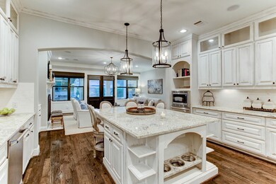 1502 Hewitt Dr, Houston, TX 77018 - photo 5