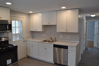 60 Hollis St, Lowell, MA 01852 - photo 6