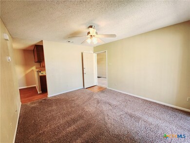 1607 N Main St unit 1607 N, Copperas Cove, TX 76522 - photo 4