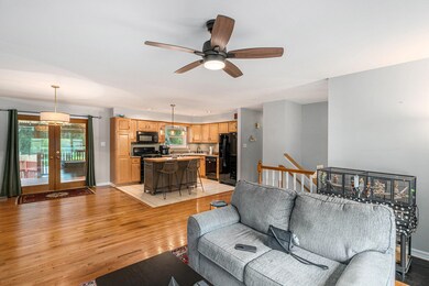 843 Carol Dr, Crown Point, IN 46307 - photo 4