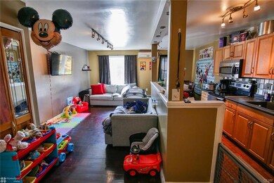 671 Dixon St, Allentown, PA 18103 - photo 6