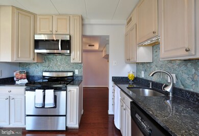 132 Roberts Ln unit 101, Alexandria, VA 22314 - photo 7