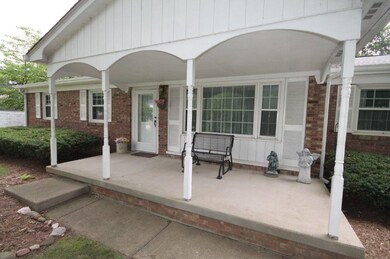 3365 Carolina St, Columbus, IN 47203 - photo 5