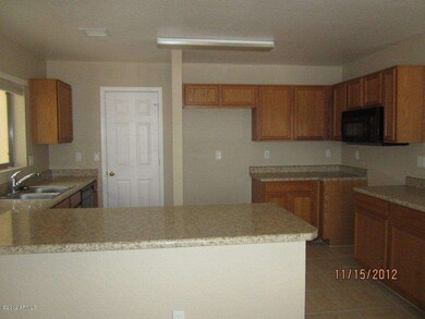 3339 Kitchen (stove & refridge to be ins