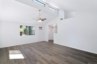 1206 SW Viola Dr, Grants Pass, OR 97526 - photo 7