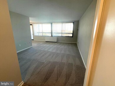 Skyline Plaza unit 1008N, Baileys Crossroads, VA 22041 - photo 2