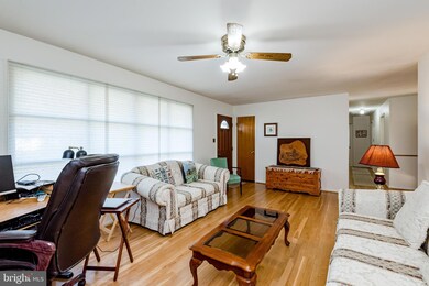 3103 Ellicott Rd, Beltsville, MD 20705 - photo 6