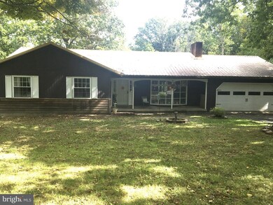 304 Oakview Rd, Bedford, PA 15522 - photo 2