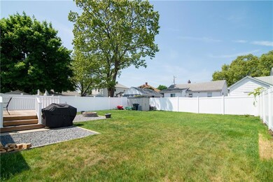 70 Stearns St, Pawtucket, RI 02861 - photo 3