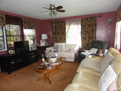 32 Newcombs Ln, Melrose, NY 12121 - photo 5