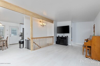Living Room-20200501-5797