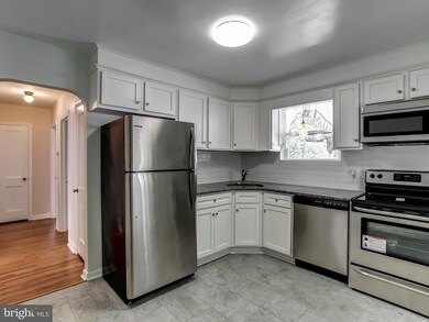 1334 Valley Rd, Woodlyn, PA 19094 - photo 5