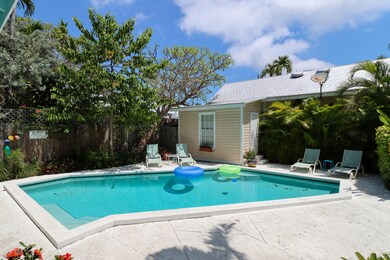 910 Elizabeth St unit A-C, Key West, FL 33040 - photo 3