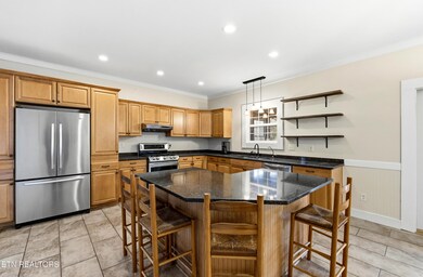 2520 W Beaver Creek Dr, Powell, TN 37849 - photo 6