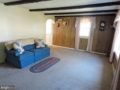 175 Worman Rd, Douglassville, PA 19518 - photo 5