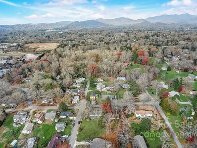 99999 Hazel Hill St, Asheville, NC 28803 - photo 5