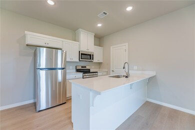 1705 SW Casuarina Dr unit 2, Bentonville, AR 72712 - photo 2