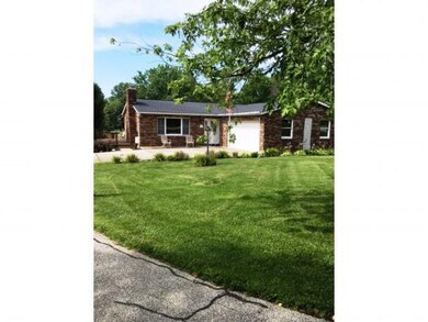 10920 Elm Circle Dr, Aurora, IN 47001 - photo 2