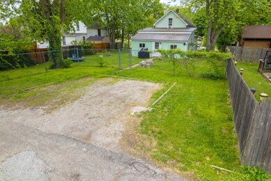 575 N East St, Wabash, IN 46992 - photo 3