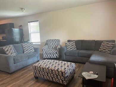 1206 N Brazos Ave, Cleburne, TX 76031 - photo 2