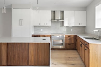 471 Hanover St unit 1, Boston, MA 02113 - photo 2