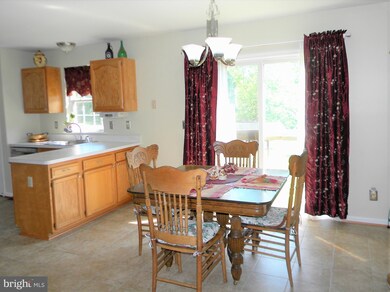 8045 Portland Ct, Owings, MD 20736 - photo 5