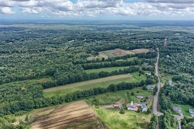 611 Haverhill Rd, Chester, NH 03036 - photo 3