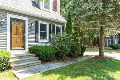 425 Johnny Appleseed Ln, Leominster, MA 01453 - photo 2