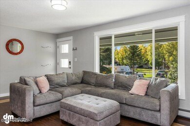 08-Living Room-ELKO1262