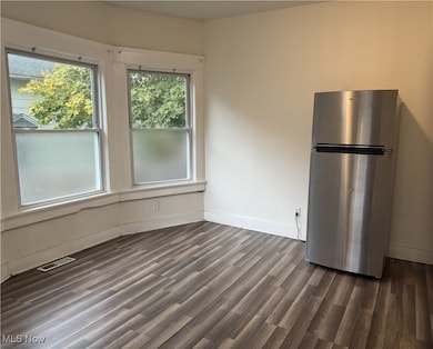 306 W 9th St unit A, Lorain, OH 44052 - photo 4