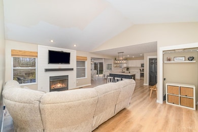 3915 Jefferson Ln, Amelia, OH 45102 - photo 5