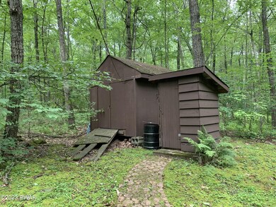 160 Five Mile Meadow Rd, Dingmans Ferry, PA 18328 - photo 3