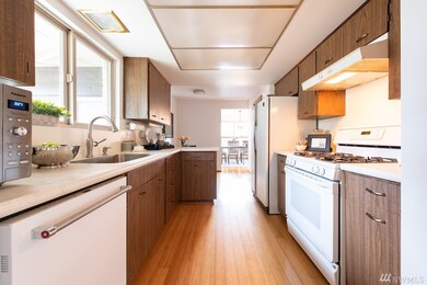 8509 43rd St W, University Place, WA 98466 - photo 6