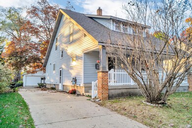 2-web-or-mls-2667 Central Ave SW 2