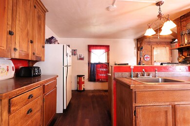 1488 Memorial Dr, Saint Johnsbury, VT 05819 - photo 6